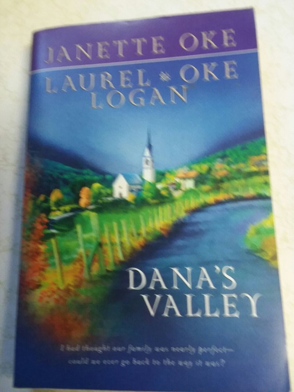 Dana's Valley Book by Janette Oak & Laurel Oak Logan PB Brand New